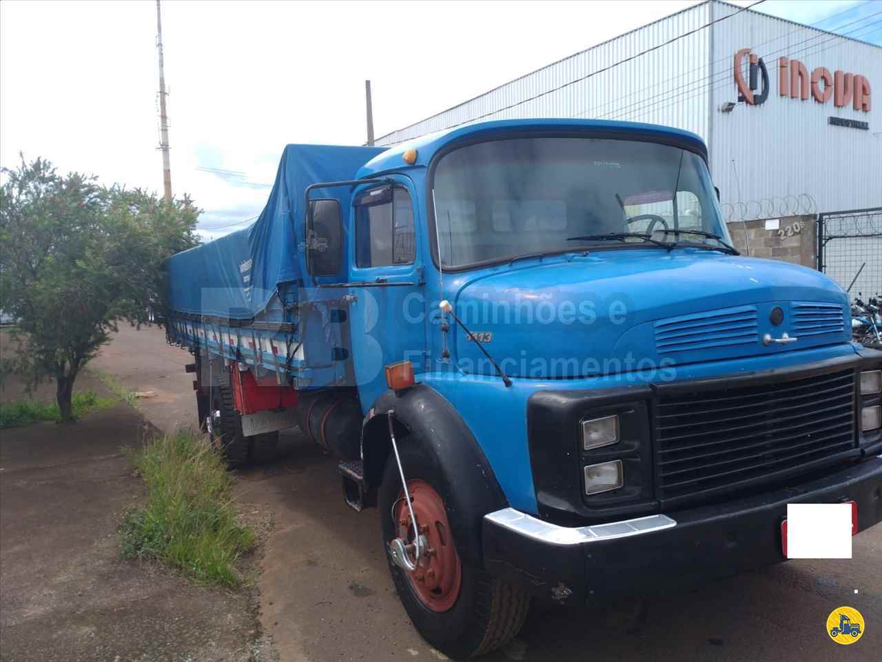 CAMINHAO MERCEDES-BENZ MB 1113 Graneleiro Toco 4x2 RB Caminhões & Financiamentos ARAGUARI MINAS GERAIS MG